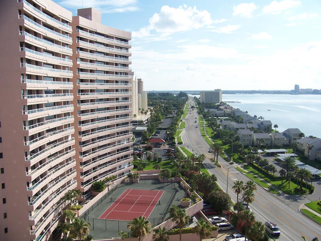 Crescent Beach Club 14C Apartment Clearwater Beach Exterior photo